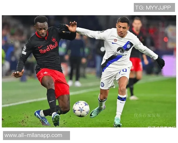 欧冠小组赛激战正酣巴黎领跑五队全胜争夺出线资格