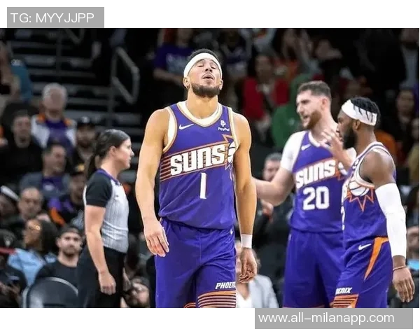 布克坦言需提高出手频率目标在比赛中展现更强侵略性