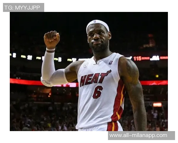 热火詹姆斯化身黑化战士狂砍内线无人能挡