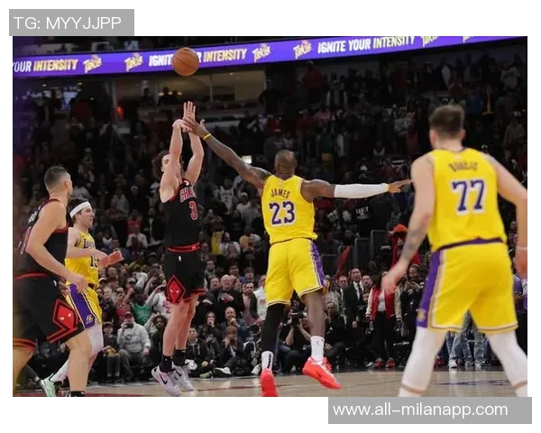 绝杀之战：吉迪弑君黑鹰噬旧主，紫金三席无相取首级的传奇故事