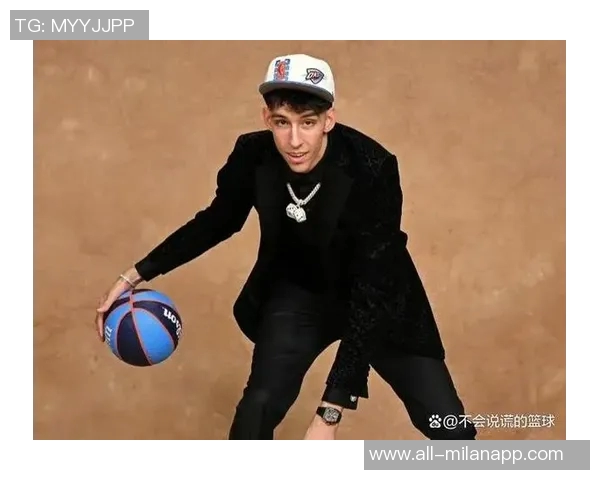 周琦为杜兰特全明星投票助阵暂列西部第九展现团队精神与支持