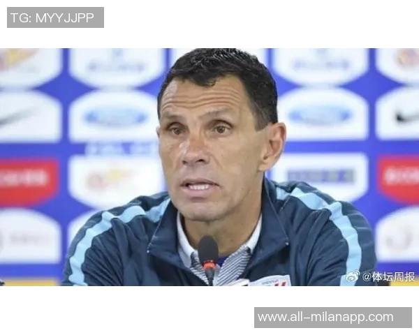 波耶特带队夺双冠后意外辞职全北现代教练生涯画上句号