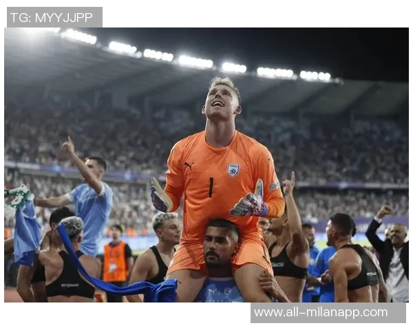 英媒曝佩雷茨租借合同无终止条款拜仁外租南安普顿遭遇困难